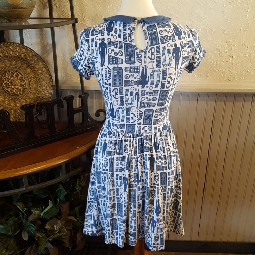 💕BBC Hot Topic Dress - Picture 3 of 6